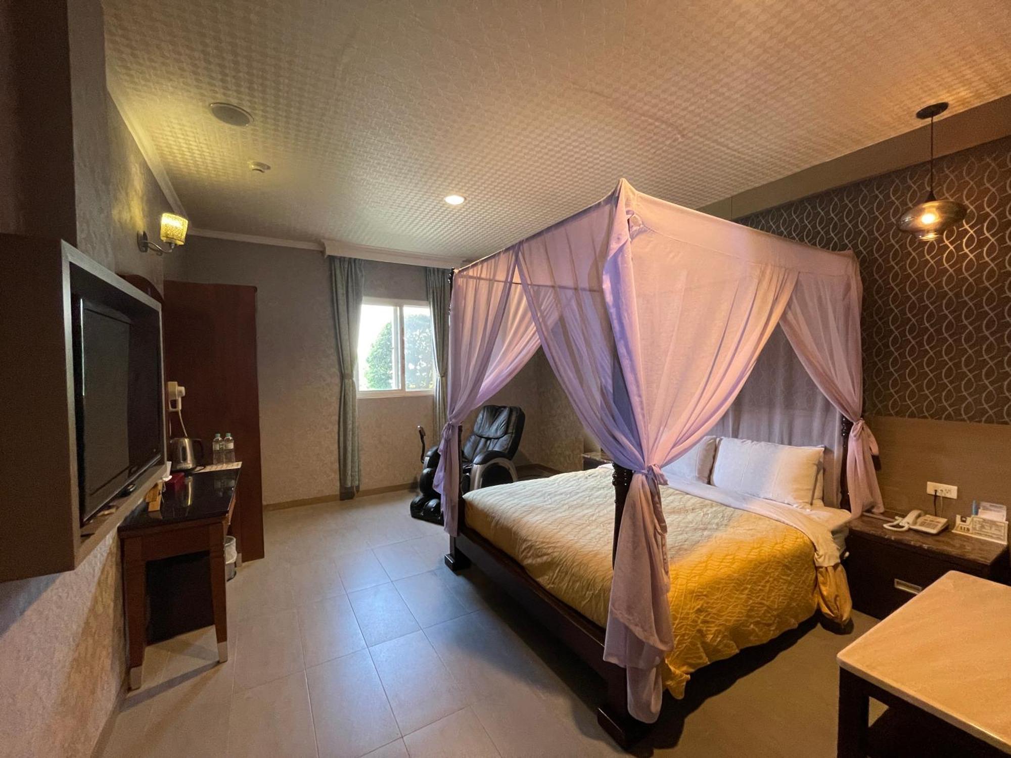 Treasure Island Motel - Renwu 高雄市 エクステリア 写真